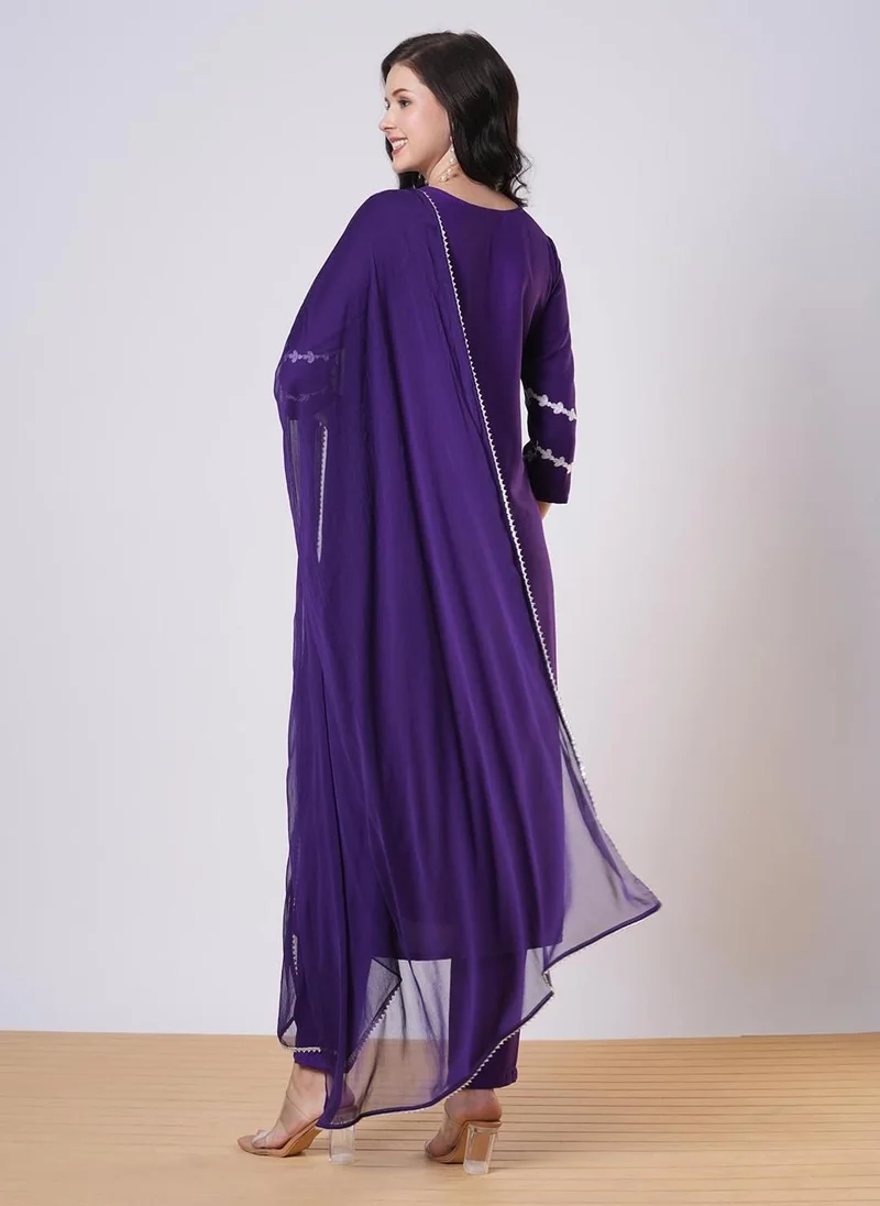 جو سريكي كورتا مستقيمة مطرز من رايون فيسكوز من GoSriKi مع بنطال ودوباتا (جاياسودا بيغاني-VKS02-GS_XXL_Begani_XX-كبير)